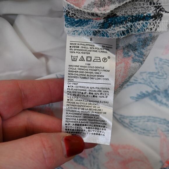 Banana Republic Womens 8 Leaf Pattern Peplum Blouse - Picture 8 of 8